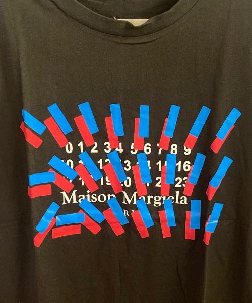 Maison Margiela（メゾンマルジェラ）Maison Margiela (メゾンマルジェラ) テープロゴプリントオーバーサイズTシャツ ブラック サイズ:48の古着・服飾アイテム