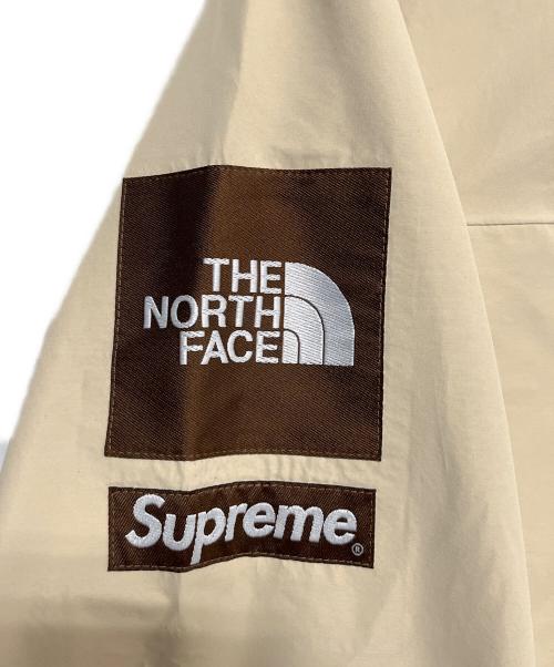 THE NORTH FACE（ザ ノース フェイス）THE NORTH FACE (ザ ノース フェイス) Supreme (シュプリーム) Split Taped Seam Shell Jacket アイボリー×パープル サイズ:Lの古着・服飾アイテム