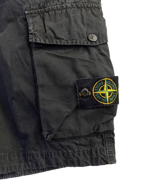 STONE ISLAND（ストーンアイランド）STONE ISLAND (ストーンアイランド) ハーフパンツ ブラック サイズ:W36の古着・服飾アイテム