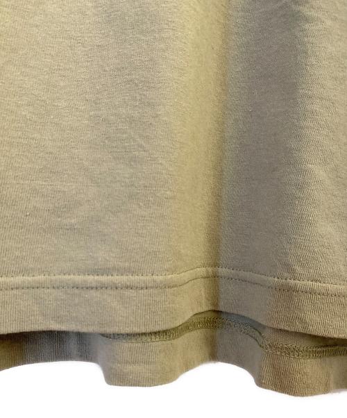 sacai（サカイ）sacai (サカイ) Eric Haze Patch T-Shirt  カーキ サイズ:4の古着・服飾アイテム