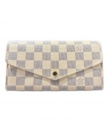 LOUIS VUITTON（ルイ ヴィトン）の古着「ポルトフォイユ サラ ダミエアズール」｜ホワイト