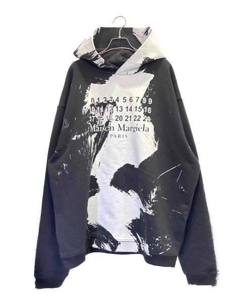 Maison Margiela（メゾンマルジェラ）Maison Margiela (メゾンマルジェラ) 20AW グラフィックカレンダーロゴプルオーバーフーディー ブラック×ホワイト サイズ:48の古着・服飾アイテム