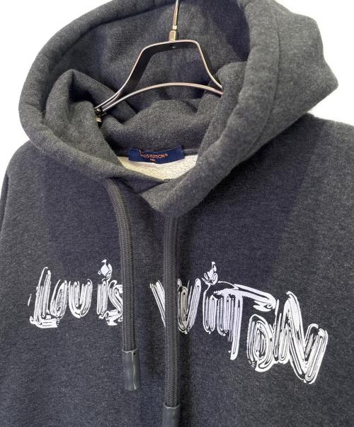 LOUIS VUITTON（ルイ ヴィトン）LOUIS VUITTON (ルイ ヴィトン) 24SS ロゴプリント プルオーバーフーディー グレー サイズ:XLの古着・服飾アイテム