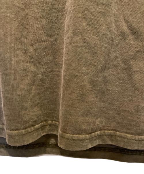 UNDERCOVER（アンダーカバー）UNDERCOVER (アンダーカバー) コットンユーズド加工Tシャツ オリーブ サイズ:2の古着・服飾アイテム