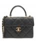CHANEL（シャネル）の古着「マトラッセ トップハンドル ミニ フラップ バッグ/Matelasse Top handle Mini Flap Bag Chain Shoulder」｜ブラック×ゴールド金具