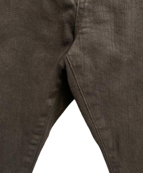 UNDERCOVER（アンダーカバー）UNDERCOVER (アンダーカバー) 裾タチキリスリムストレッチデニム ブラウン サイズ:4の古着・服飾アイテム