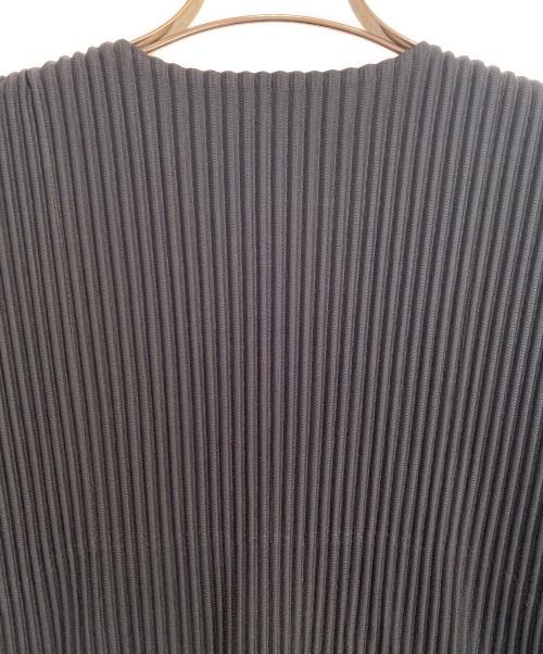 HOMME PLISSE ISSEY MIYAKE（オム プリッセ イッセイ ミヤケ）HOMME PLISSE ISSEY MIYAKE (オム プリッセ イッセイ ミヤケ) プリーツベスト ネイビー サイズ:3の古着・服飾アイテム