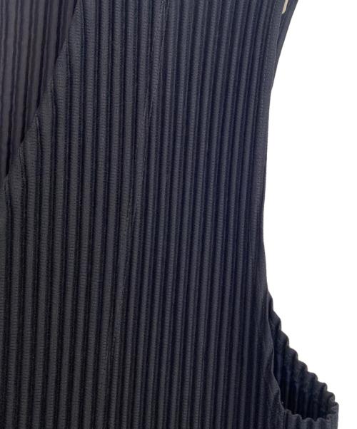 HOMME PLISSE ISSEY MIYAKE（オム プリッセ イッセイ ミヤケ）HOMME PLISSE ISSEY MIYAKE (オム プリッセ イッセイ ミヤケ) プリーツベスト ネイビー サイズ:3の古着・服飾アイテム