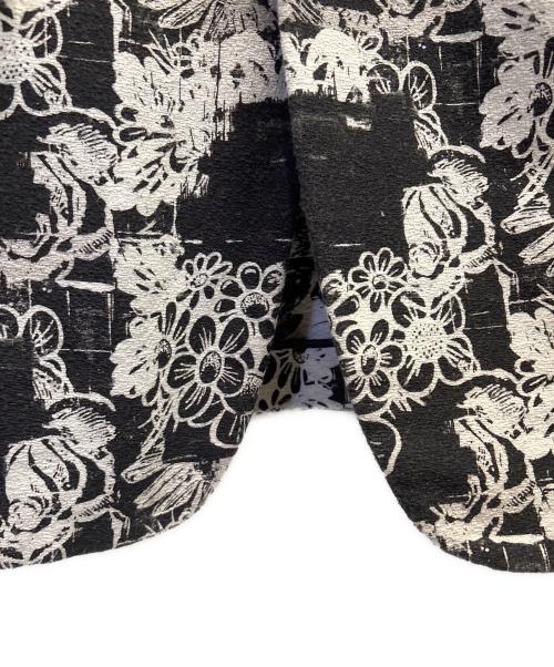 COMME des GARCONS HOMME PLUS（コムデギャルソンオムプリュス）COMME des GARCONS HOMME PLUS (コムデギャルソンオムプリュス) フローラルデザインジャケット ブラック×ホワイト サイズ:XLの古着・服飾アイテム