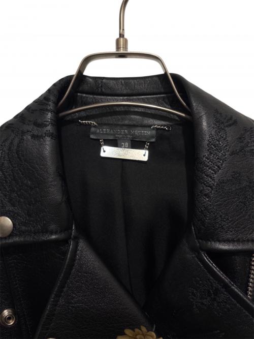 ALEXANDER McQUEEN（アレキサンダーマックイーン）ALEXANDER McQUEEN (アレキサンダーマックイーン) 花柄ライダースジャケット 6 サイズ:38 未使用品の古着・服飾アイテム