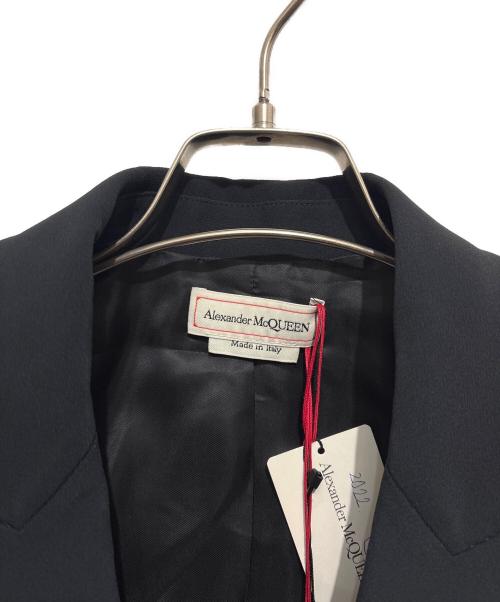 ALEXANDER McQUEEN（アレキサンダーマックイーン）ALEXANDER McQUEEN (アレキサンダーマックイーン) シルバージップディティールテーラードジャケット ネイビー サイズ:36 未使用品の古着・服飾アイテム