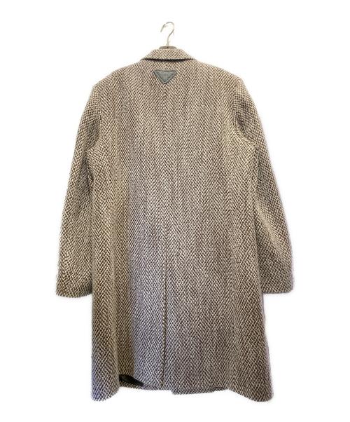 PRADA（プラダ）PRADA (プラダ) トライアングル ロゴ刺繍 ウール ロングコート アイボリー サイズ:48Rの古着・服飾アイテム