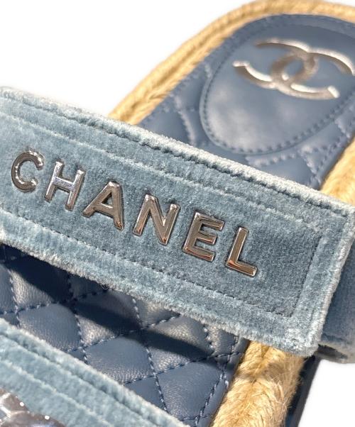 CHANEL（シャネル）CHANEL (シャネル) ココマーク エスパドリーユ・フラットスライドサンダル ブルー×ベージュ サイズ:37Cの古着・服飾アイテム