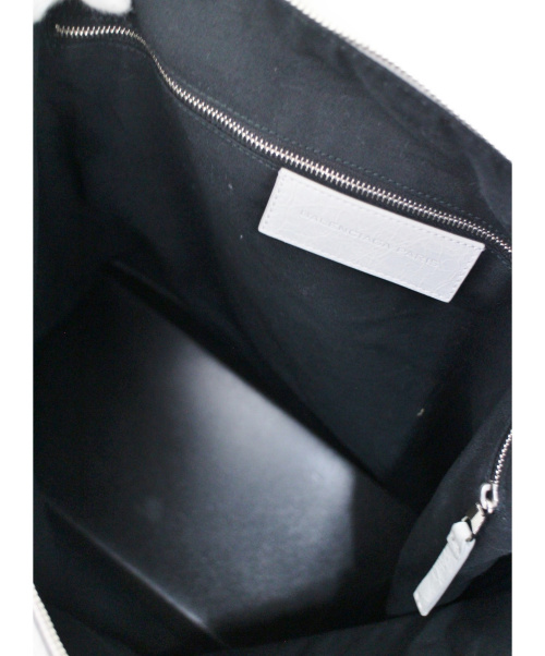 BALENCIAGA（バレンシアガ）BALENCIAGA (バレンシアガ) クーリエ ライトグレー サイズ:- 272810 527147の古着・服飾アイテム