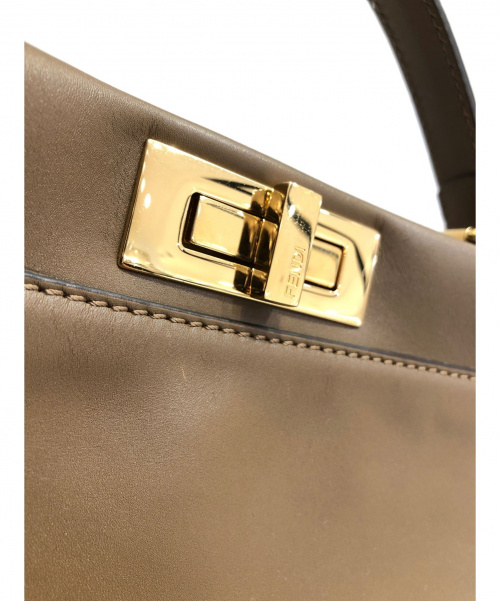 FENDI（フェンディ）FENDI (フェンディ) ピーカブー ブラウン サイズ:-の古着・服飾アイテム