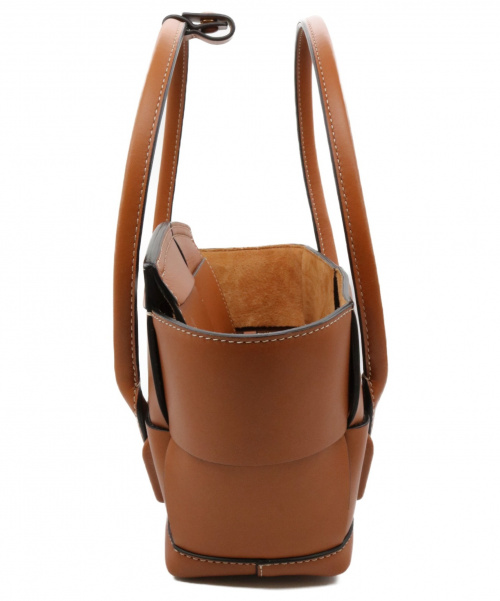 BOTTEGA VENETA（ボッテガベネタ）BOTTEGA VENETA (ボッテガヴェネタ) ミニ ザ・アルコ ブラウン サイズ:-の古着・服飾アイテム