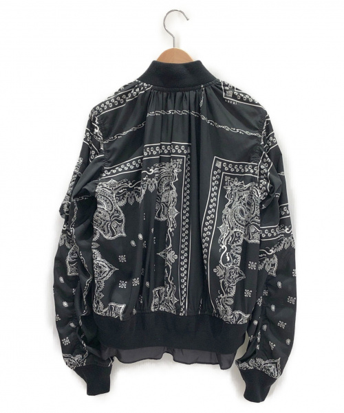 sacai（サカイ）sacai (サカイ) バンダナ柄ボンバージャケット ブラック サイズ:1 19SSの古着・服飾アイテム