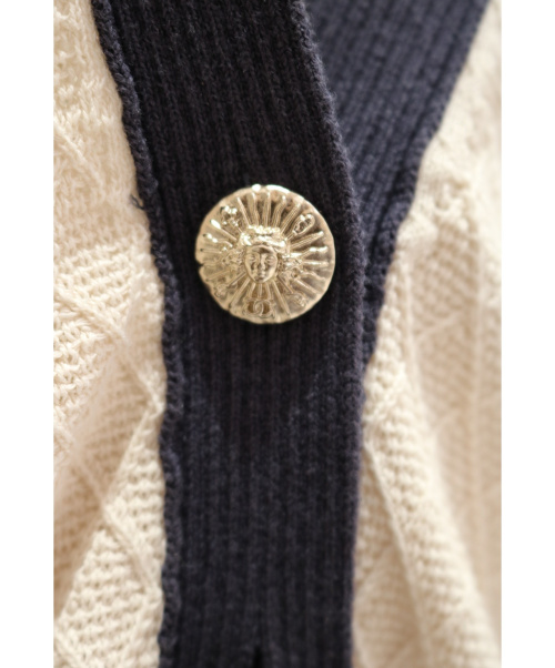 CHANEL（シャネル）CHANEL (シャネル) ケーブルカーディガン ホワイト×ネイビー サイズ:34の古着・服飾アイテム