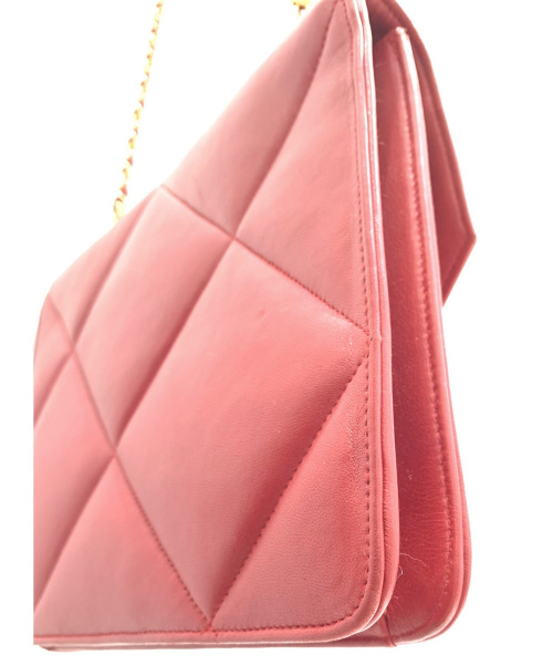 CHANEL（シャネル）CHANEL (シャネル) チェーンショルダーバッグ レッド サイズ:- 0501480の古着・服飾アイテム