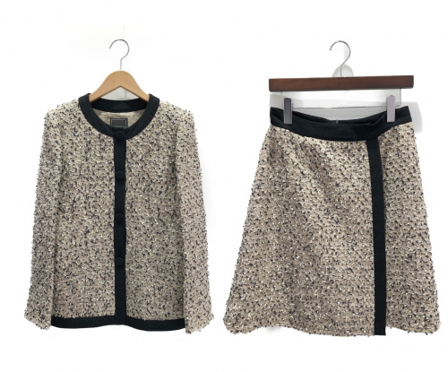 FOXEY（フォクシー）FOXEY (フォクシー) ツイードセットアップスーツ ベージュ サイズ:40の古着・服飾アイテム
