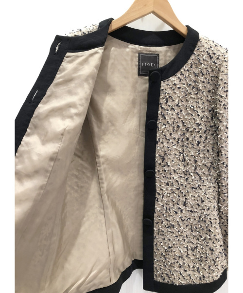 FOXEY（フォクシー）FOXEY (フォクシー) ツイードセットアップスーツ ベージュ サイズ:40の古着・服飾アイテム