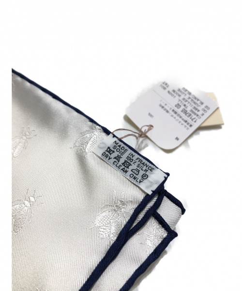 HERMES（エルメス）HERMES (エルメス) カレ90 ホワイト×ブルー サイズ:90 未使用品 TATOO JUNGLE LOVEの古着・服飾アイテム