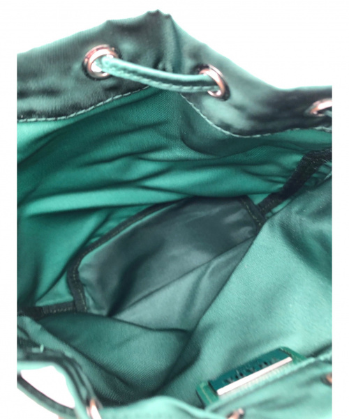 PRADA（プラダ）PRADA (プラダ) 巾着ポーチ グリーン サイズ:TU 224の古着・服飾アイテム