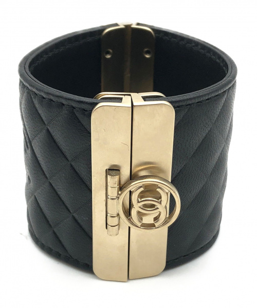 CHANEL（シャネル）CHANEL (シャネル) マトラッセバングル ブラック サイズ:S レザーの古着・服飾アイテム