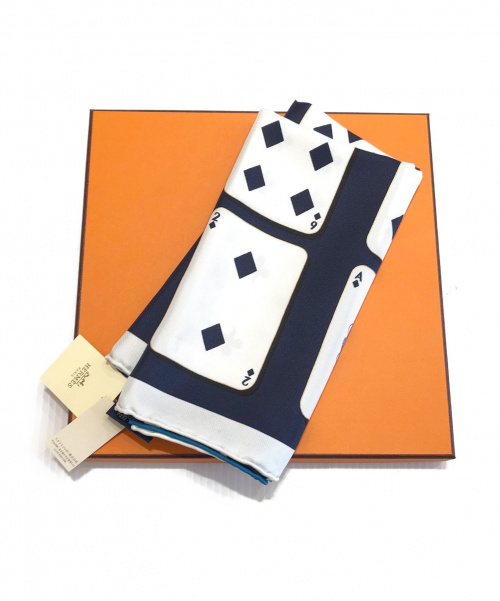 HERMES（エルメス）HERMES (エルメス) カレ90 ブルー×ホワイト サイズ:90 未使用品 2018春夏モデルの古着・服飾アイテム