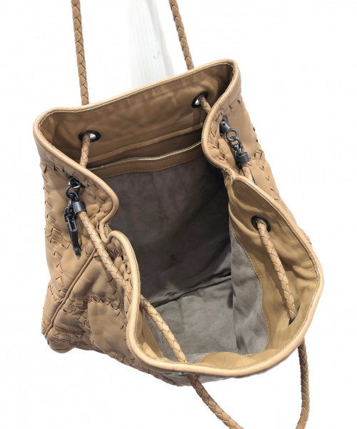 BOTTEGA VENETA（ボッテガベネタ）BOTTEGA VENETA (ボッテガヴェネタ) イントレチャートショルダーバッグ ベージュ サイズ:- 195420の古着・服飾アイテム