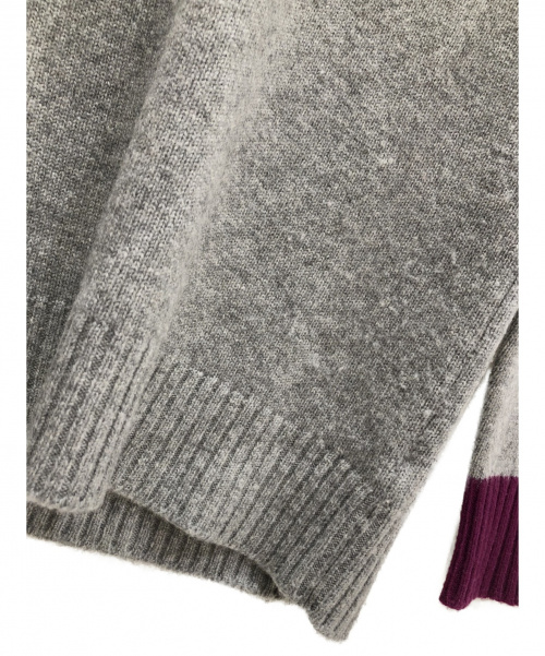 CHANEL（シャネル）CHANEL (シャネル) Vネックワッペンカシミヤニット グレー×パープル サイズ:38の古着・服飾アイテム