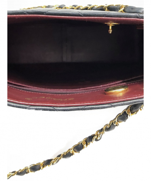 CHANEL（シャネル）CHANEL (シャネル) ラムスキンマトラッセショルダーバッグ ブラック 1654335の古着・服飾アイテム