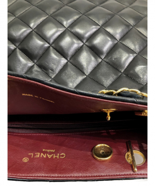 CHANEL（シャネル）CHANEL (シャネル) ラムスキンマトラッセショルダーバッグ ブラック 1654335の古着・服飾アイテム