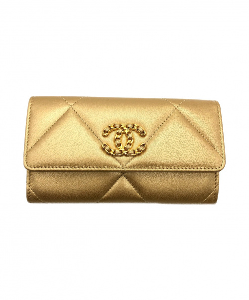 CHANEL（シャネル）CHANEL (シャネル) ナインティーンフラップウォレット ゴールド サイズ:- AP0953 2020年モデルの古着・服飾アイテム