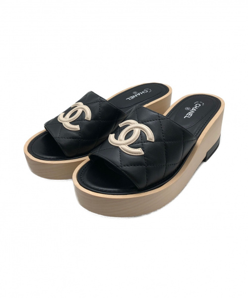 CHANEL（シャネル）CHANEL (シャネル) ココマークスライドサンダル ブラック サイズ:37の古着・服飾アイテム