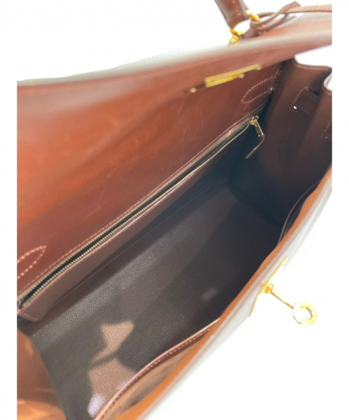 HERMES（エルメス）HERMES (エルメス) ケリー32 ブラウン サイズ:32 ボックスカーフ　外縫い　ゴールド金具　□B刻印の古着・服飾アイテム