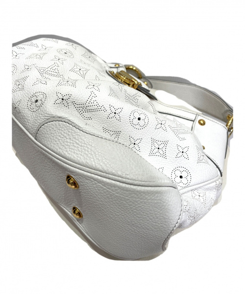 LOUIS VUITTON（ルイ ヴィトン）LOUIS VUITTON (ルイ ヴィトン) ソーラーPM ホワイト サイズ:PM マヒナ M93126の古着・服飾アイテム