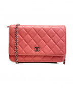 CHANELシャネル）の古着「チェーンウォレット」｜ピンク