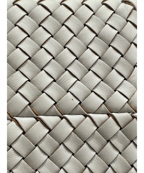BOTTEGA VENETA（ボッテガベネタ）BOTTEGA VENETA (ボッテガベネタ) カバ/トートバッグ ホワイト サイズ:- イントレチャートの古着・服飾アイテム