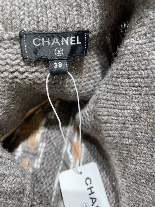 CHANEL（シャネル）CHANEL (シャネル) フラワーニットワンピース グレー サイズ:38 未使用品の古着・服飾アイテム