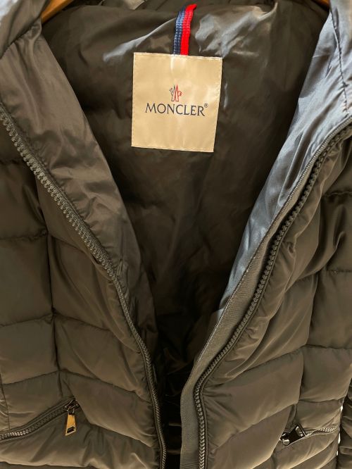 MONCLER（モンクレール）MONCLER (モンクレール) フラメッテ/ダウンコート グレー サイズ:00の古着・服飾アイテム