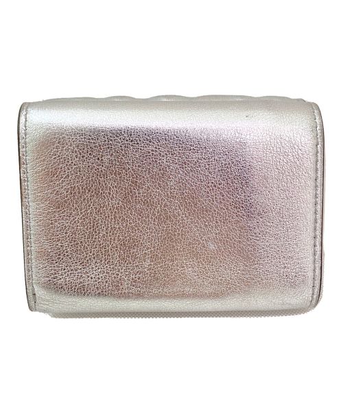 FENDI（フェンディ）FENDI (フェンディ) マイクロ3つ折り財布 シルバー サイズ:-の古着・服飾アイテム