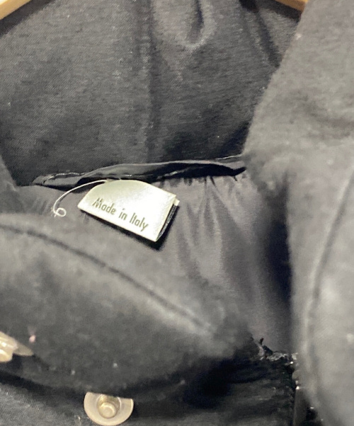 GUCCI（グッチ）GUCCI (グッチ) ヨークレザーバック刺繍ダウンジャケット ブラック サイズ:44の古着・服飾アイテム