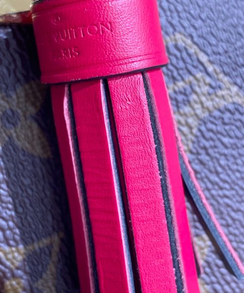 LOUIS VUITTON（ルイ ヴィトン）LOUIS VUITTON (ルイ ヴィトン) サントンジュショルダーバッグ ブラウン×ピンク サイズ:-の古着・服飾アイテム