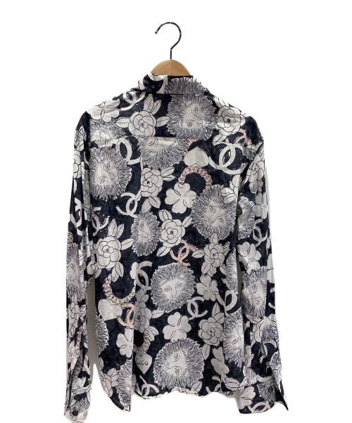 CHANEL（シャネル）CHANEL (シャネル) ライオンフラワー柄シャツ ホワイト×ネイビー サイズ:38の古着・服飾アイテム