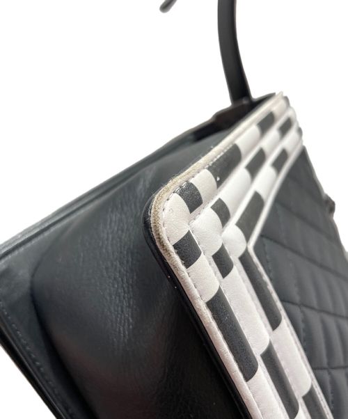 CHANEL（シャネル）CHANEL (シャネル) チェッカーボードトリムバッグ ブラック×ホワイト サイズ:-の古着・服飾アイテム