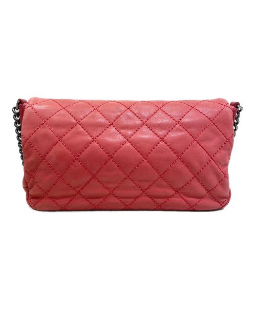 CHANEL（シャネル）CHANEL (シャネル) チェーンショルダーバッグ レッドの古着・服飾アイテム