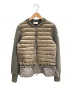 MONCLERモンクレール）の古着「フリル付き切替ダウンニット」｜カーキ