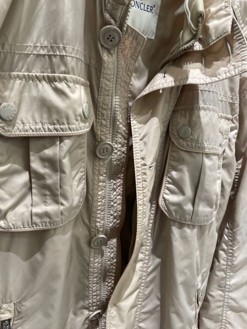 MONCLER（モンクレール）MONCLER (モンクレール) MATE GIUBBOTTO ベージュ サイズ:1の古着・服飾アイテム