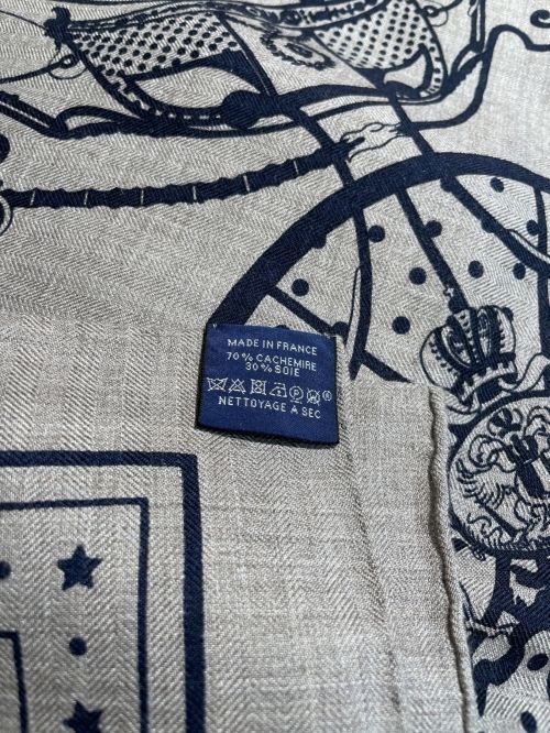 HERMES（エルメス）HERMES (エルメス) カレ140 グレー サイズ:140の古着・服飾アイテム